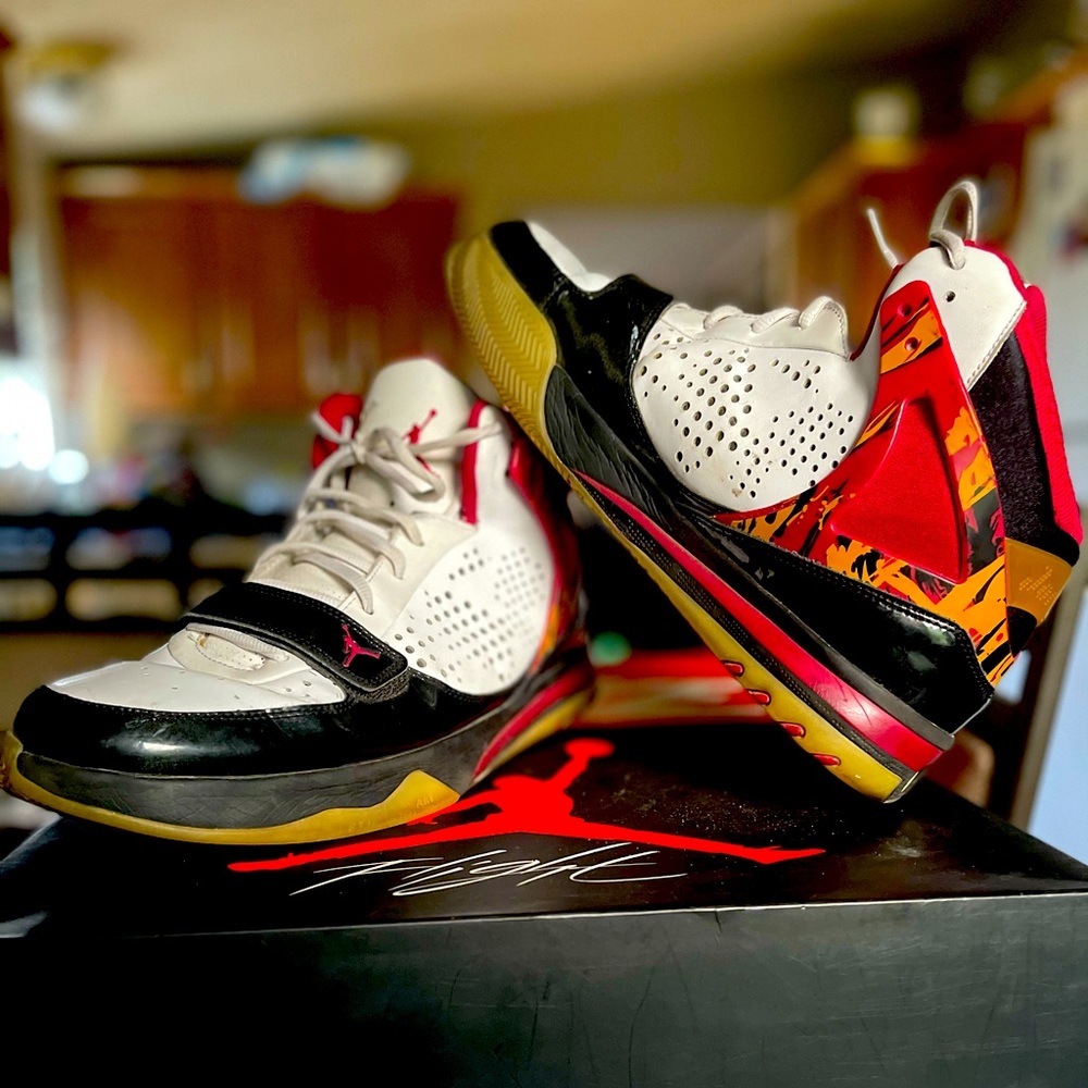Jordan Phase 23 hoops - Picture 1 of 1